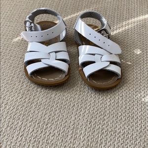 Salt Water Sandals Toddler Size 4 -White